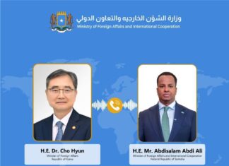 Wasiirka Arrimaha Dibadda Soomaaliya oo Dhiggiisa Kuuriyada Koonfureed Kala Hadlay Adkeynta Madaxbannaanida Dalka.