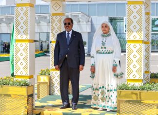 Madaxweyne Xasan Sheekh oo Addis Ababa uga Qeyb Galaya Shir Madaxeedka 39-aad ee Midowga Afrika