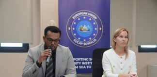 Wasiir Dowlaha Qoyska iyo Xuquuqul Insaanka oo furay tababar loo qabtay shaqaalaha Khadka Caawinaada Haweenka iyo Carruurta ee 116.”