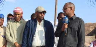 Wasiirka Xanaanada Xoolaha iyo Wasiiru Dowlaha Arrimaha Gudaha oo Gaaray Buurhakaba