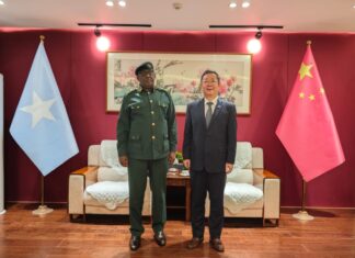 Taliyaha Ciidanka Asluubta iyo Danjiraha Shiinaha oo Ka Wada Hadlay Horumarinta Xabsiyada iyo Tababarada