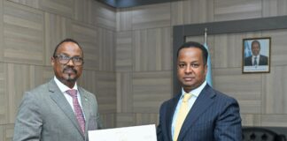 Wasiirka Arrimaha Dibadda Soomaaliya Oo Qaabilay Danjiraha Cusub ee Jabuuti U Fadhiya Soomaaliya