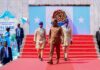 Madaxweyne Xasan Sheekh oo Ubax Dhigay Taalada SYL