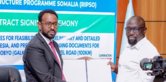 Wasaaradda Hawlaha Guud oo Saxiixday Qandaraaska Daraasadaynta Waddada Galkayo–Hobyo