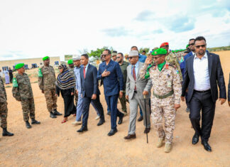 Wasiir Fiqi iyo Wafdigii Dowladda Federaalka oo Ka Dhoofay Garoonka Beledweyne