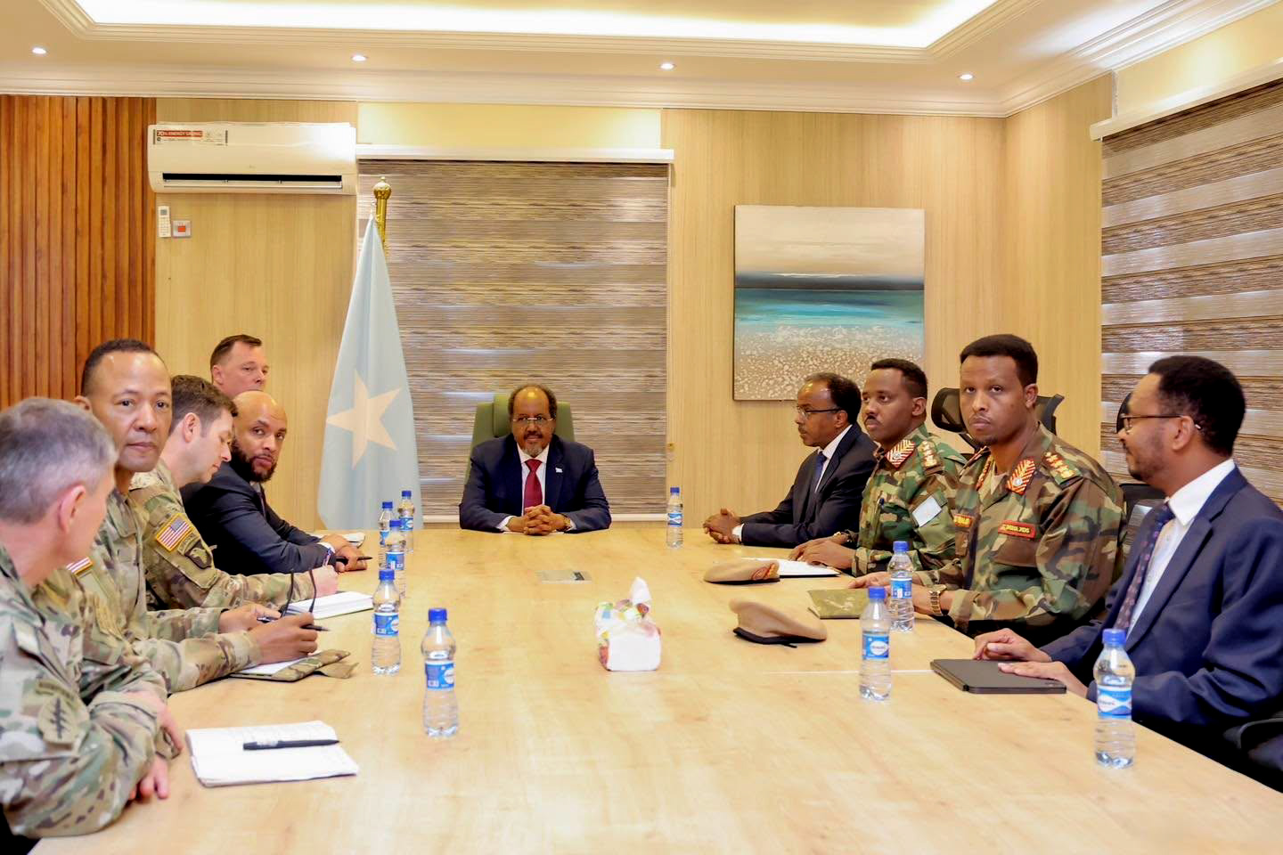 Mareykanka oo Ballanqaaday inuu Sii Wadi Doono Taageerada Soomaaliya
