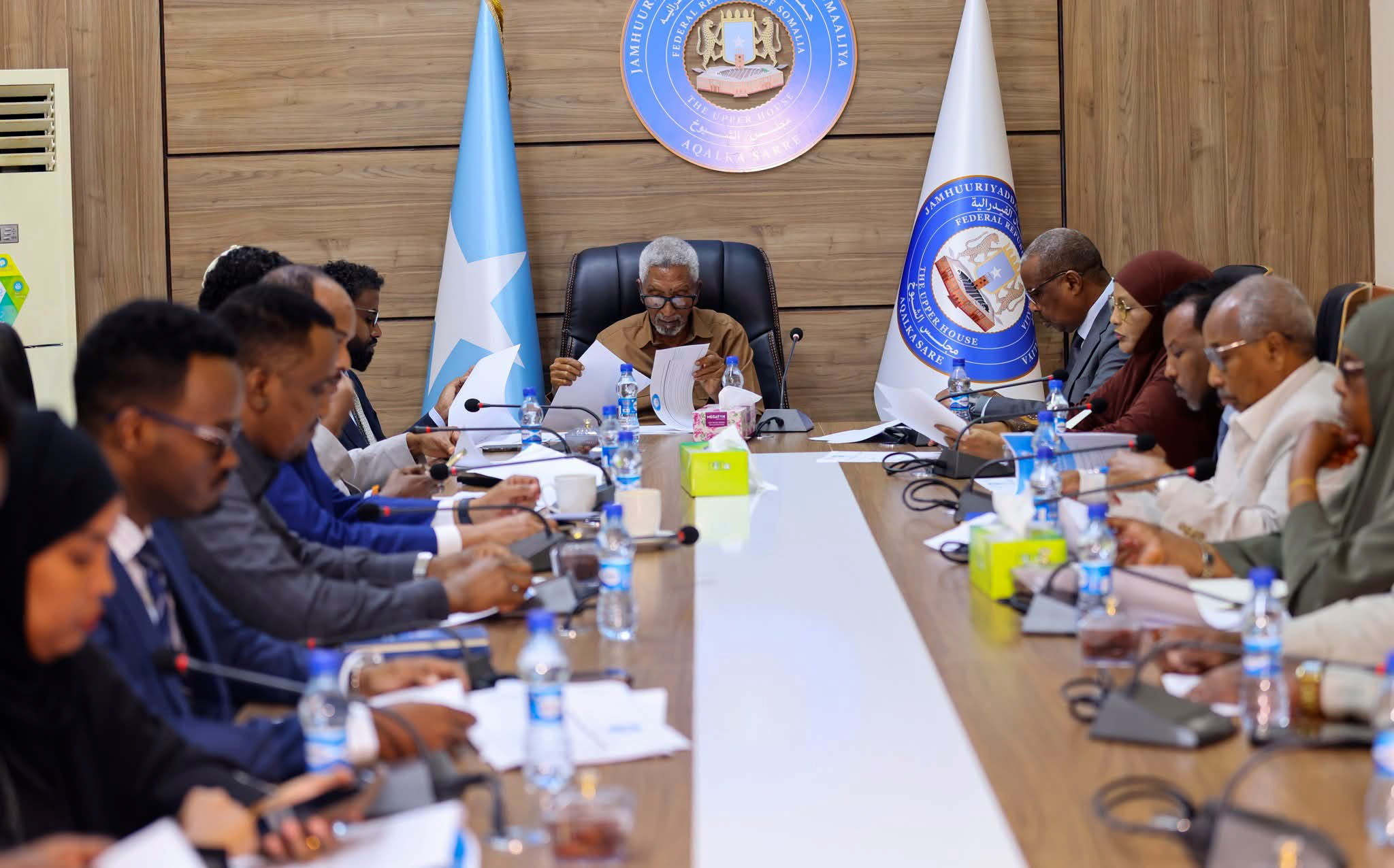 Guddoonka Aqalka Sare oo ansixiyay qorshe-hawleedka Kalfadhiga 8-aad