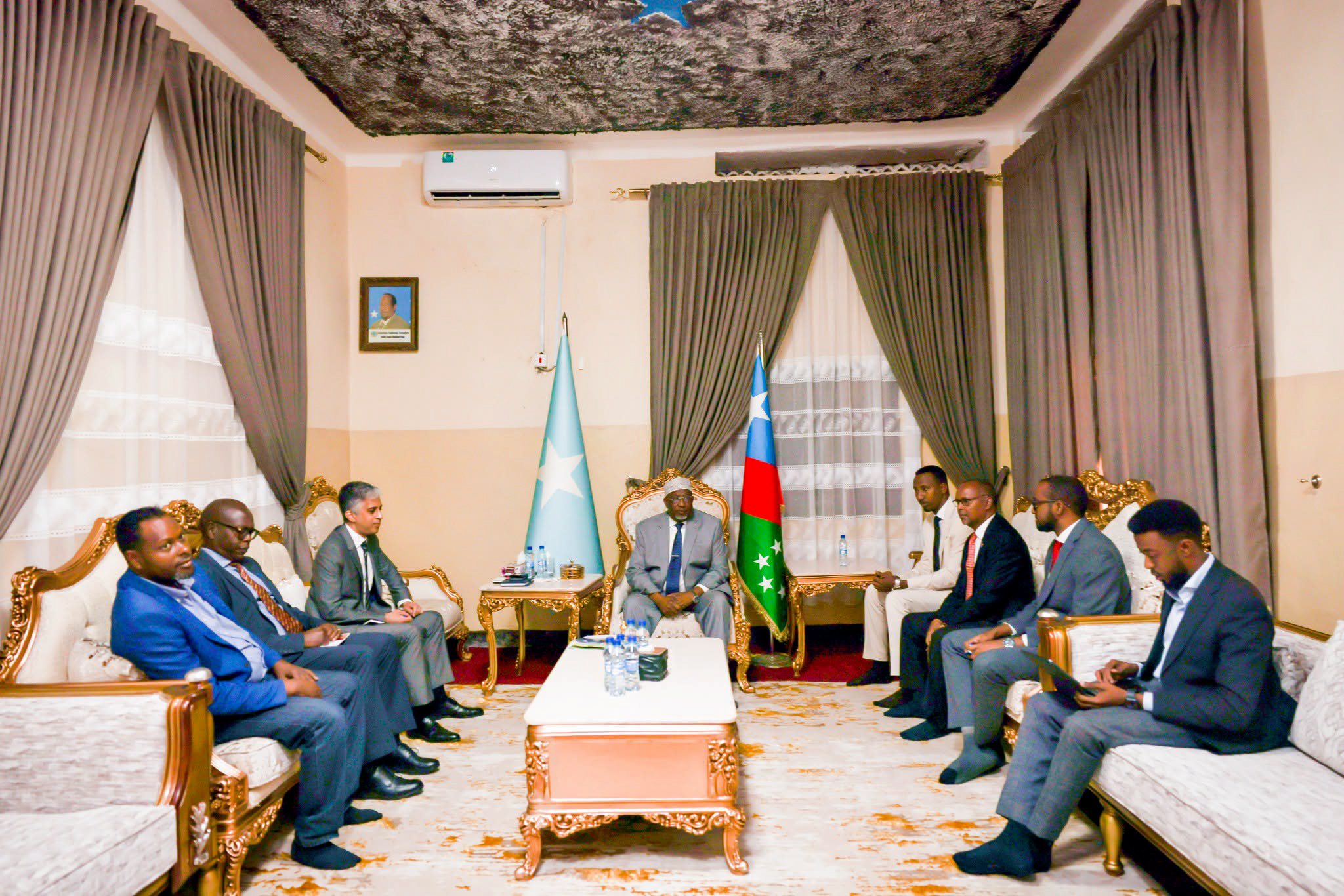 Sheekh Aadan Madoobe oo Muqdisho kula kulmay mas’uuliyiin ka tirsan Qaramada Midoobay iyo UNDP