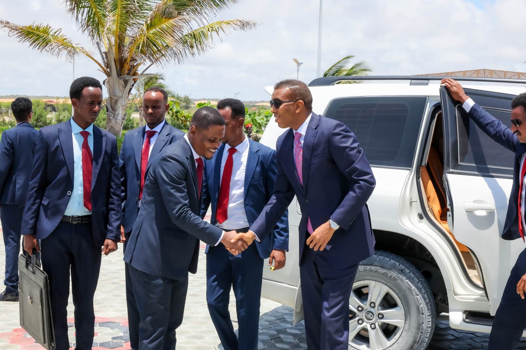 Ra’iisul Wasaare Xamsa oo Muqdisho ka daah-furay Bandhigga Dalxiiska Soomaaliya
